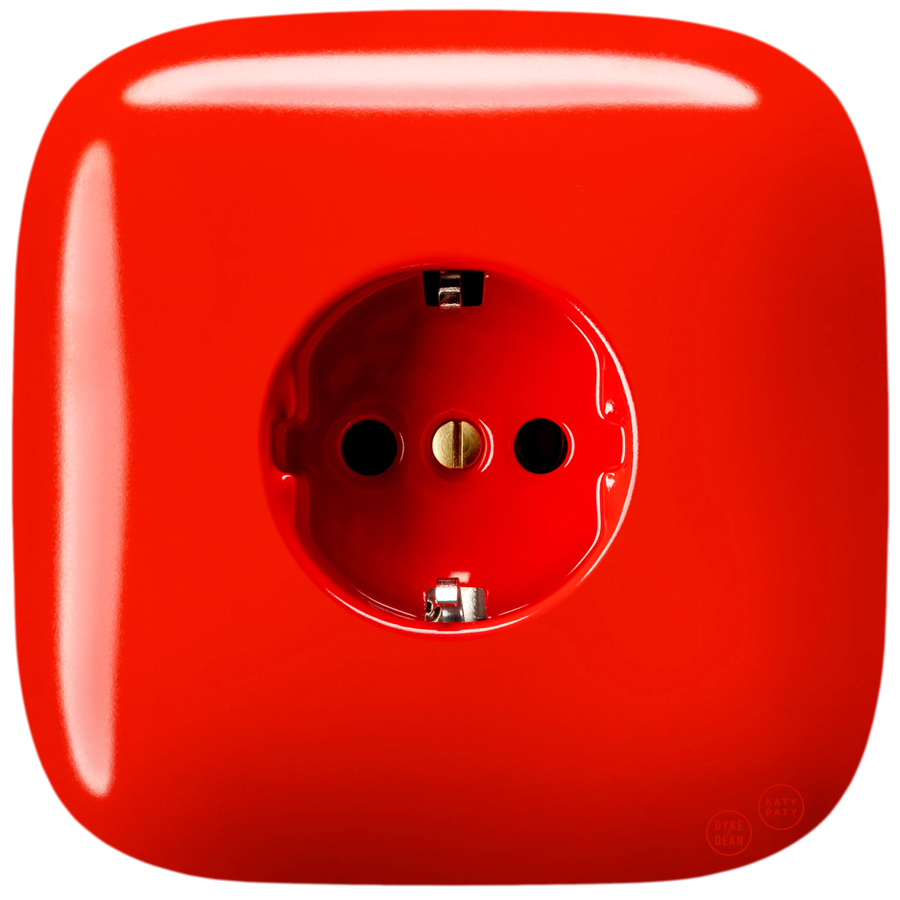 SQUARE PORCELAIN WALL SOCKET SCHUKO RED