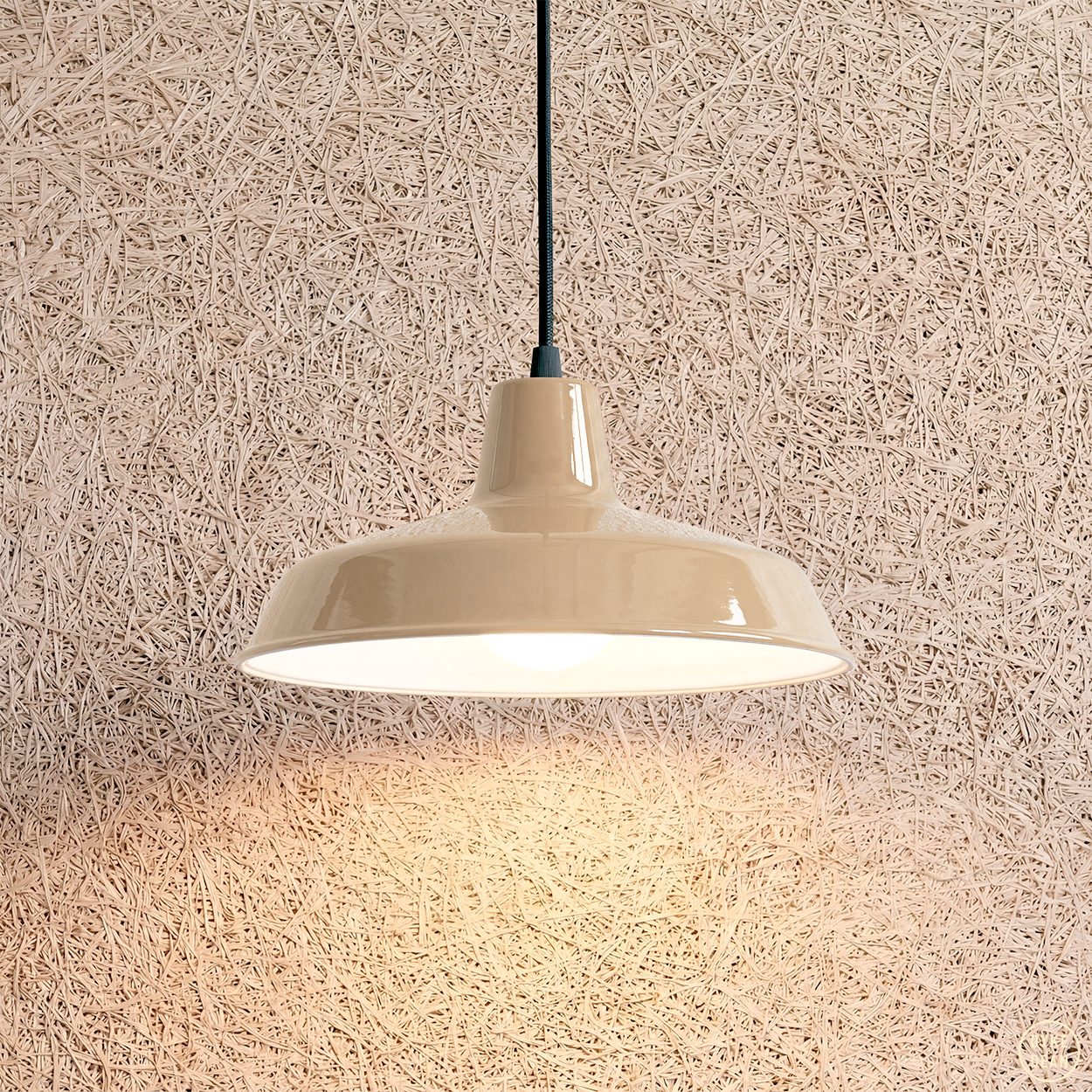 DYKE & DEAN SMALL PENDANT LAMPSHADE NUDE E27 BULB HOLDER