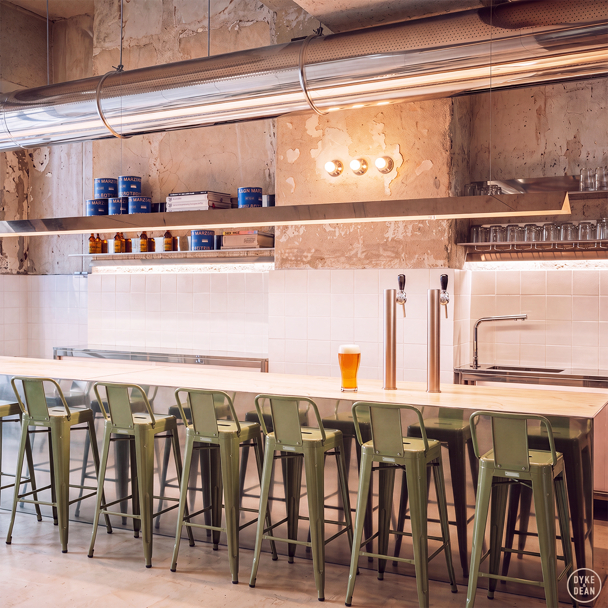 TOLIX HPD75 BAR STOOL