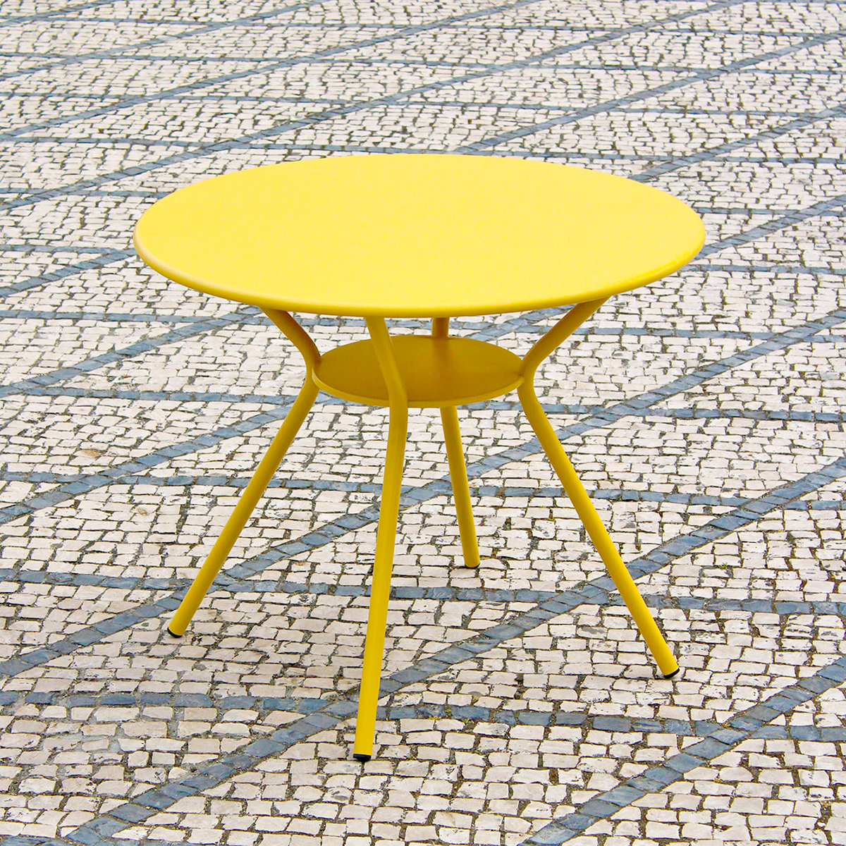 ADICO ALVA ROUND TABLE - DYKE & DEAN
