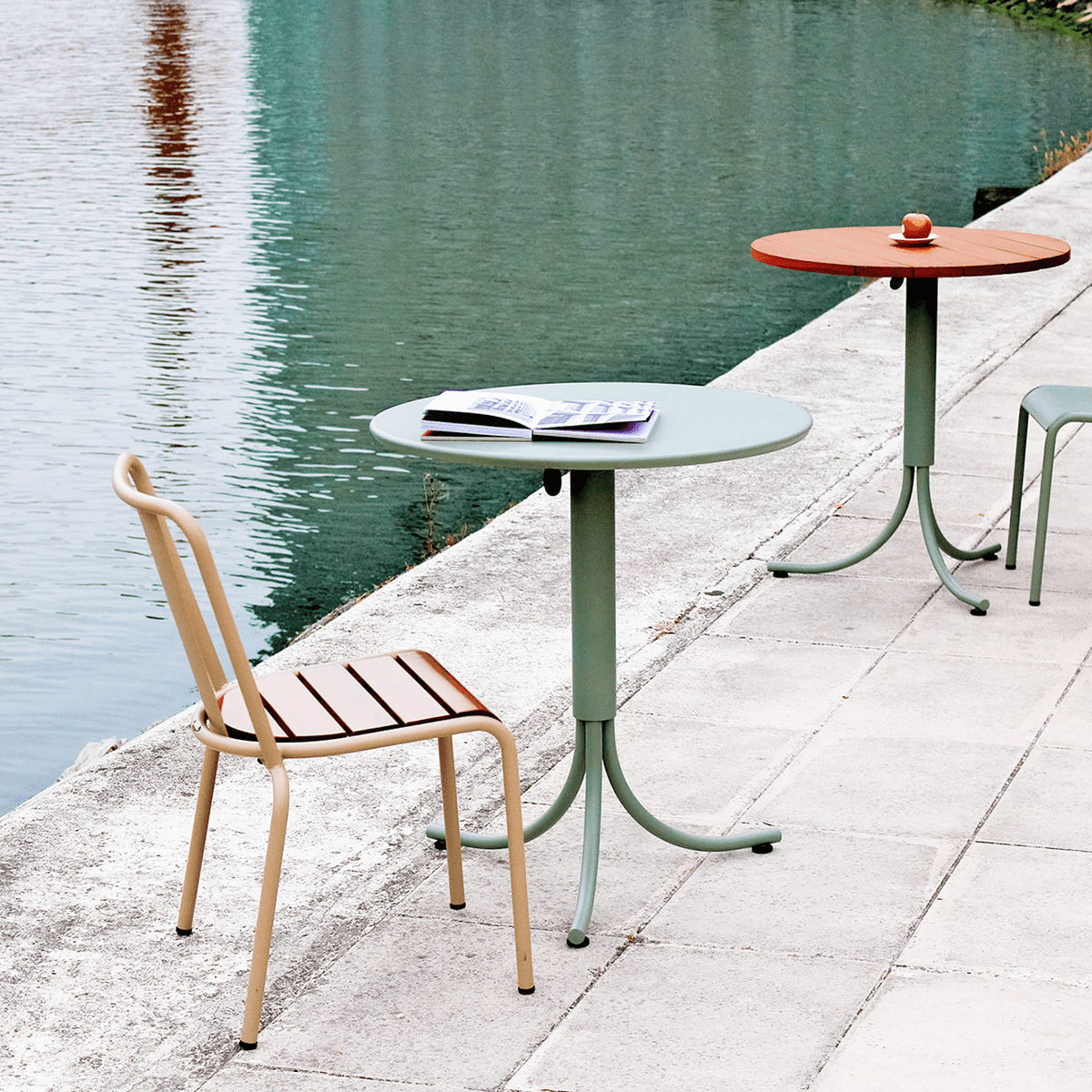 ADICO MAR HIGH TABLE 70 STEEL - DYKE & DEAN