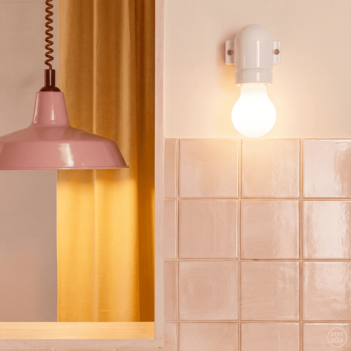 DYKE & DEAN PENDANT LAMPSHADE PINK WITH RETRACTABLE SPRING - DYKE & DEAN