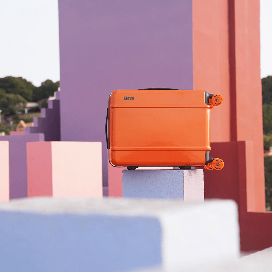 FLOYD CABIN TRAVEL CASE HOT ORANGE - DYKE & DEAN