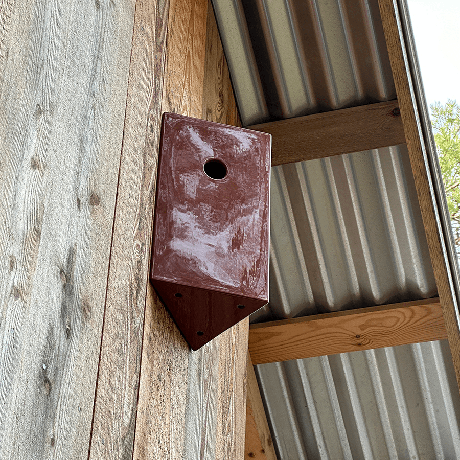 KOTI B PIDAT BIRDHOUSE BRICK RED - DYKE & DEAN