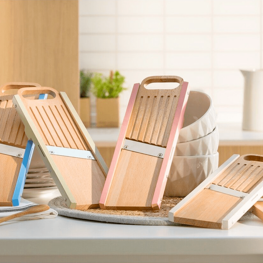 LA BONNE GRAINE WOODEN MANDOLIN KNIFE PINK - DYKE & DEAN