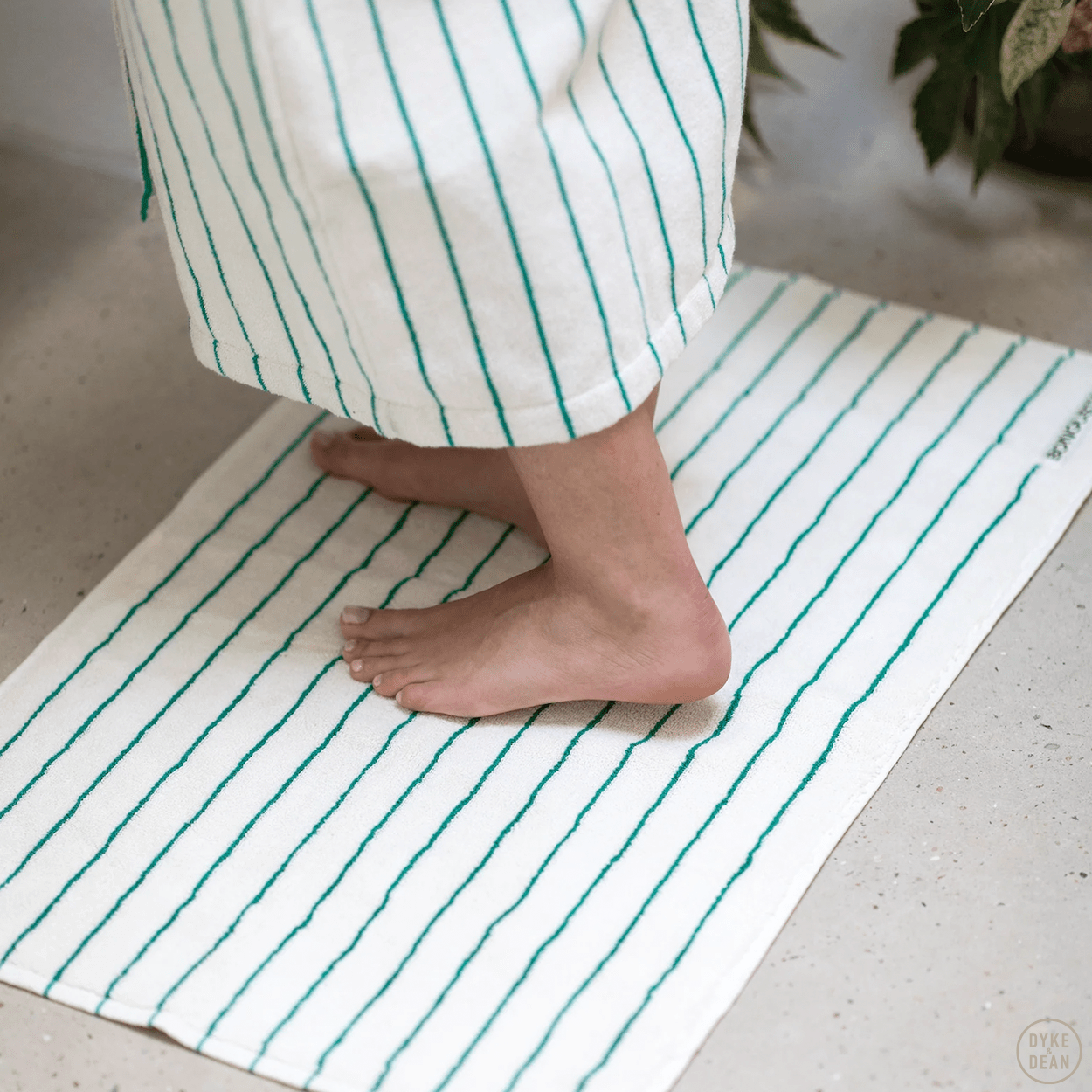 NARAM BATH MAT PURE WHITE & GRASS - DYKE & DEAN