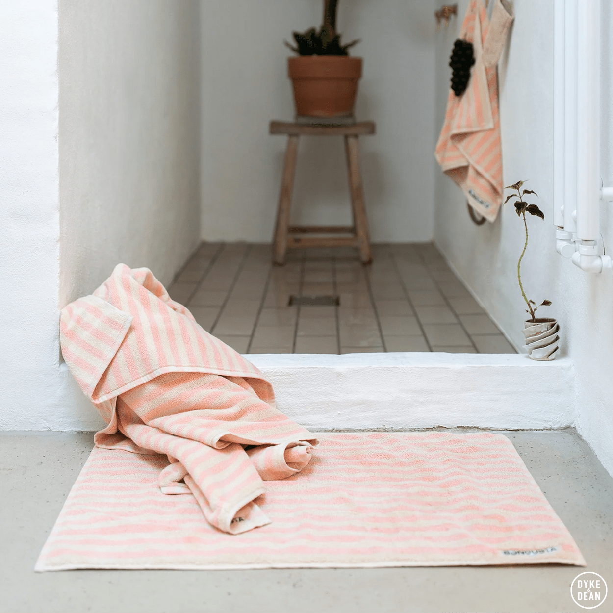 NARAM BATH MAT TROPICAL & CREME - DYKE & DEAN