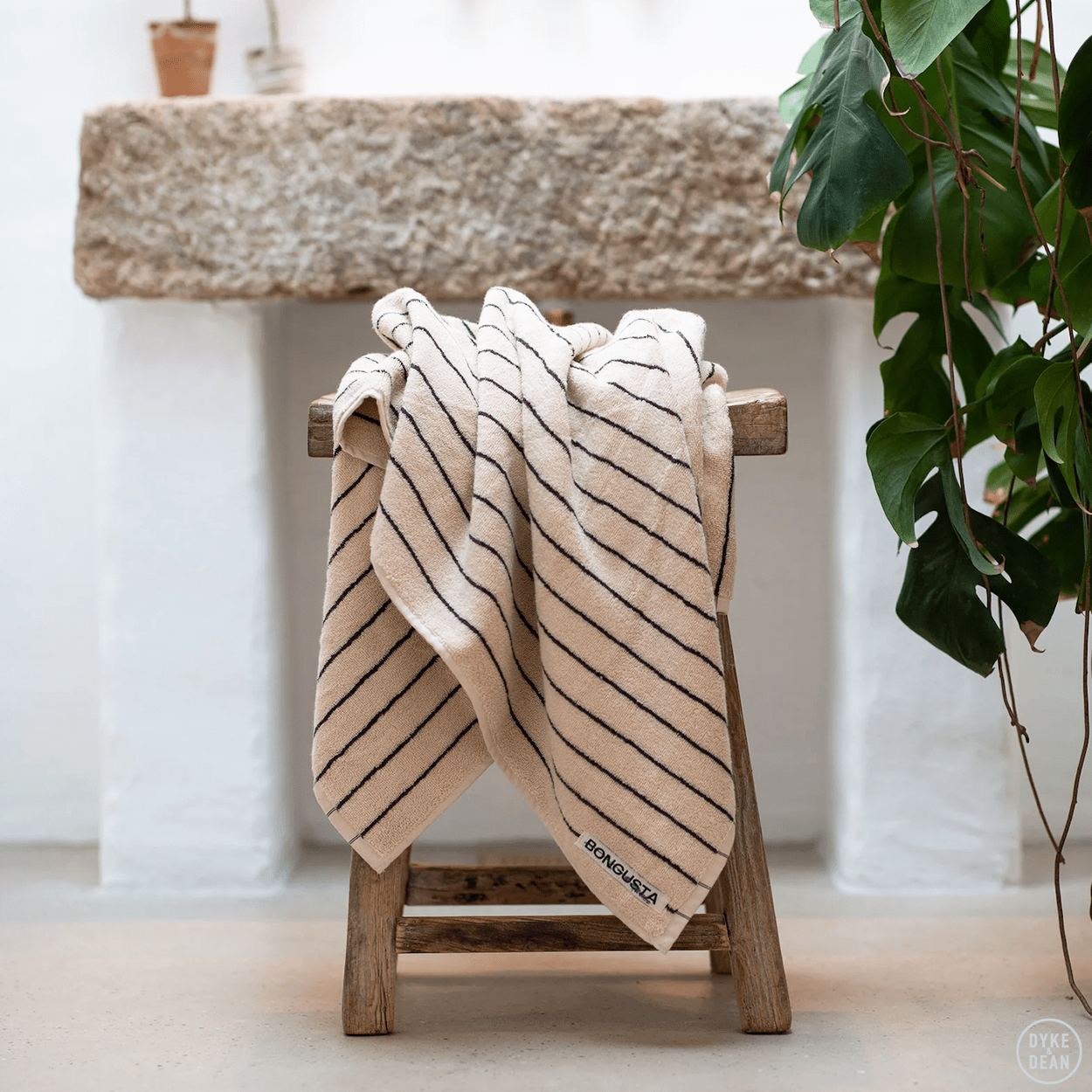 NARAM BATH TOWELS CREAM & INK - DYKE & DEAN