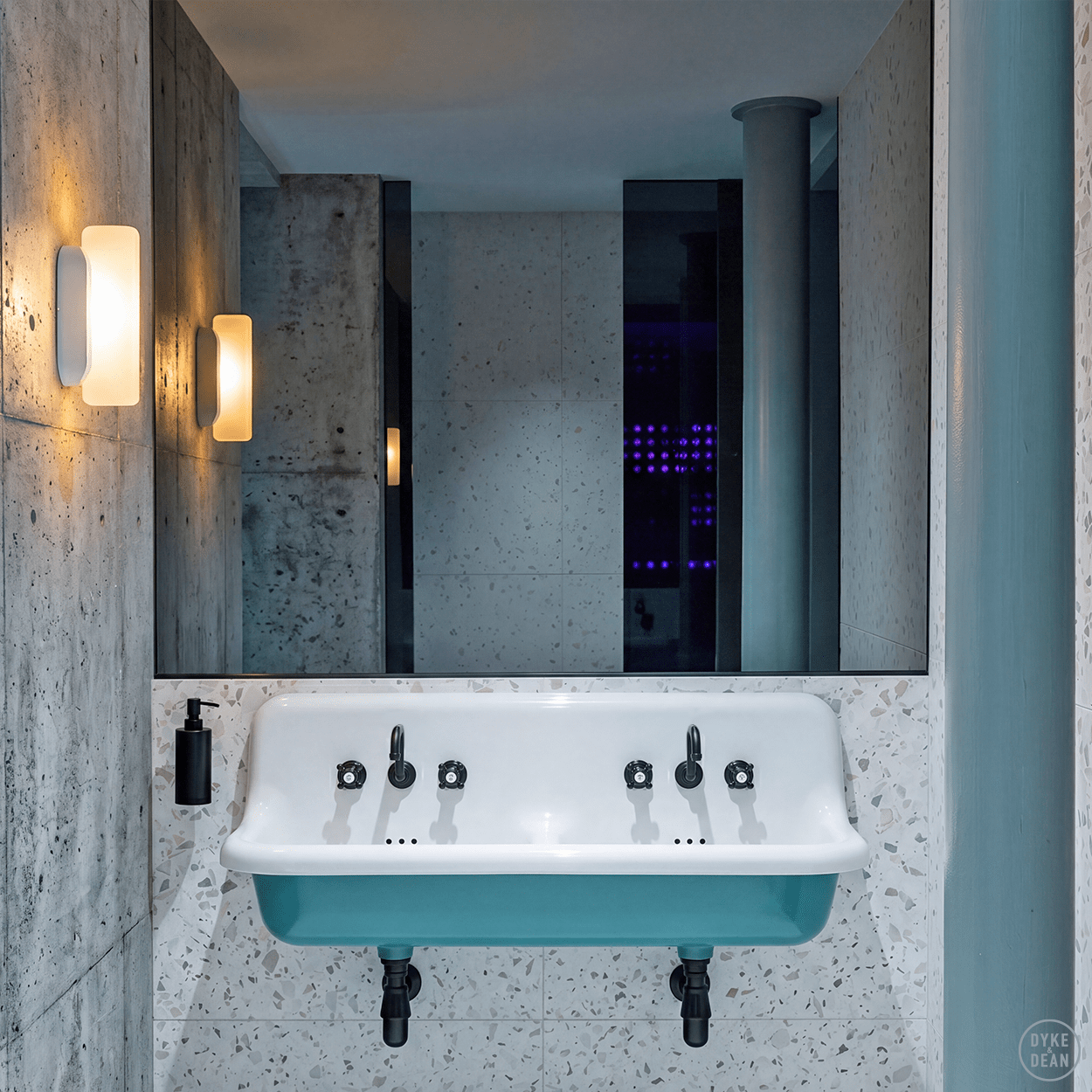 OPAL BATHROOM MIRROR LIGHT - DYKE & DEAN