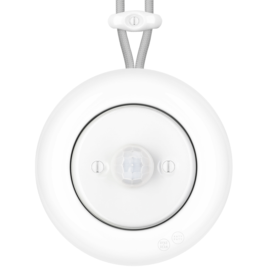 PORCELAIN KATY PATY COLONA ROUND SURFACE MOUNTED MOTION SENSOR WHITE - DYKE & DEAN
