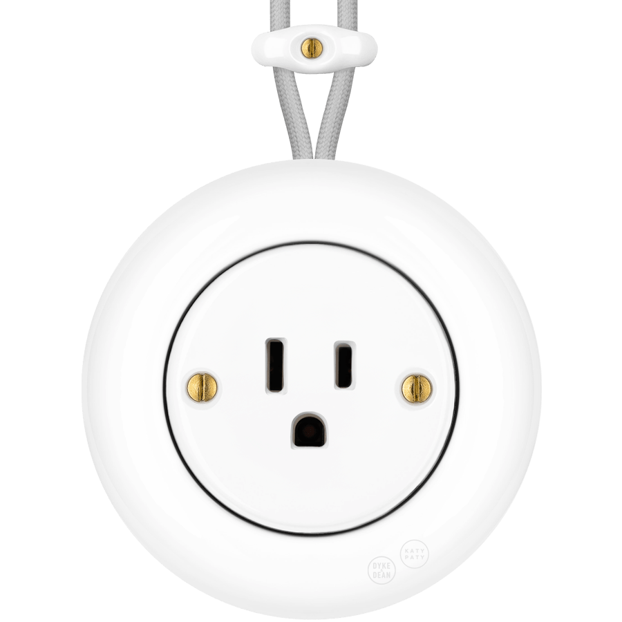 PORCELAIN KATY PATY COLONA ROUND SURFACE MOUNTED USA 15AMP SOCKET WHITE - DYKE & DEAN