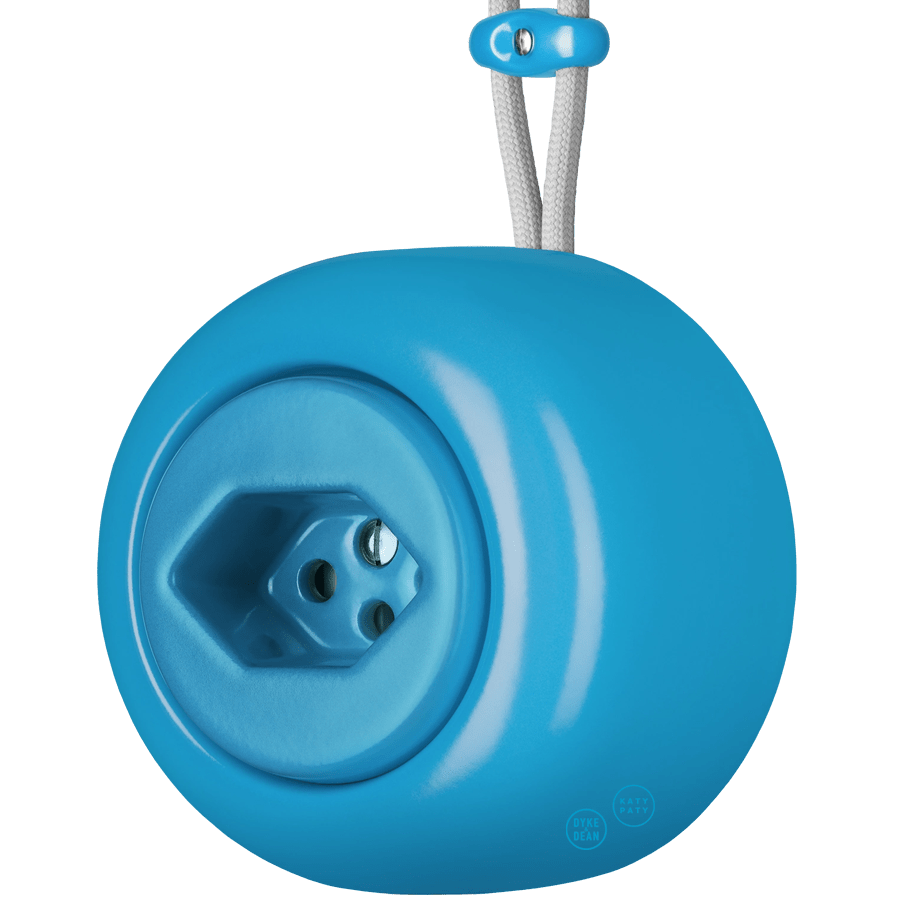 PORCELAIN ROUND SURFACE MOUNTED SWISS SOCKET AZURE - DYKE & DEAN