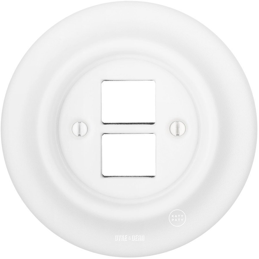 PORCELAIN WALL PC/USB SOCKET MATT WHITE - DYKE & DEAN