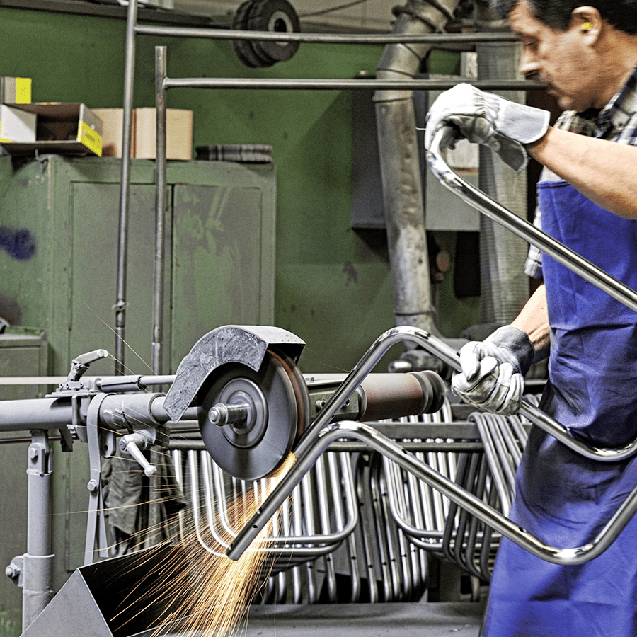 S 64 VDR SWIVEL CHAIR - DYKE & DEAN