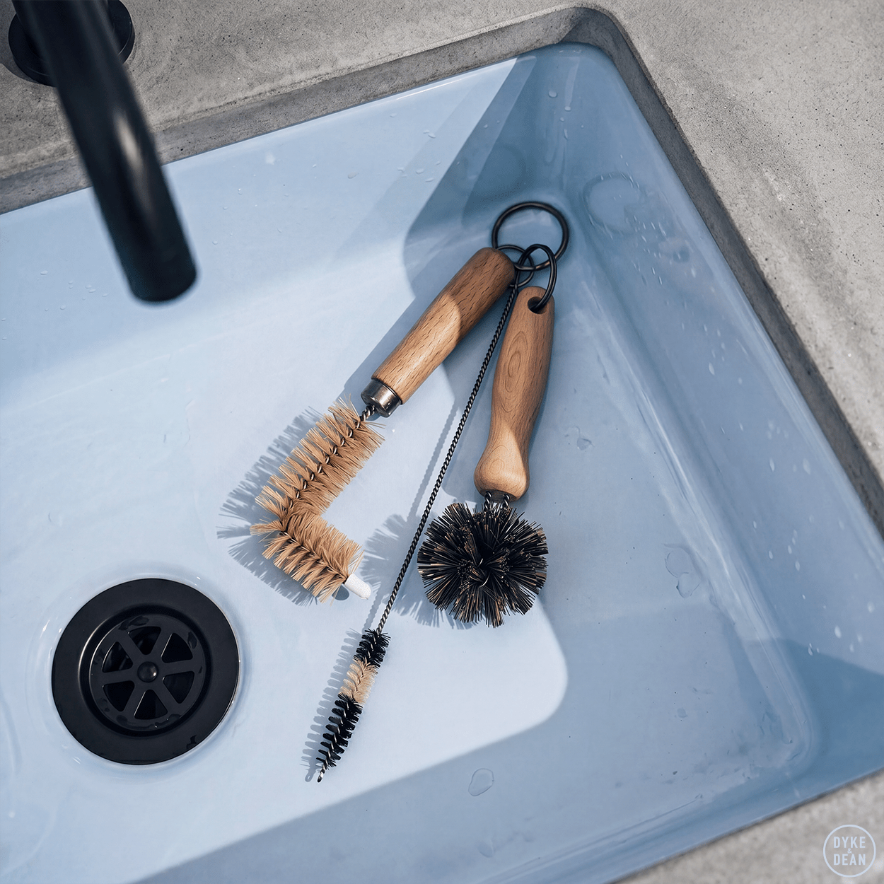 SINK CLEANING BRUSH SET - DYKE & DEAN