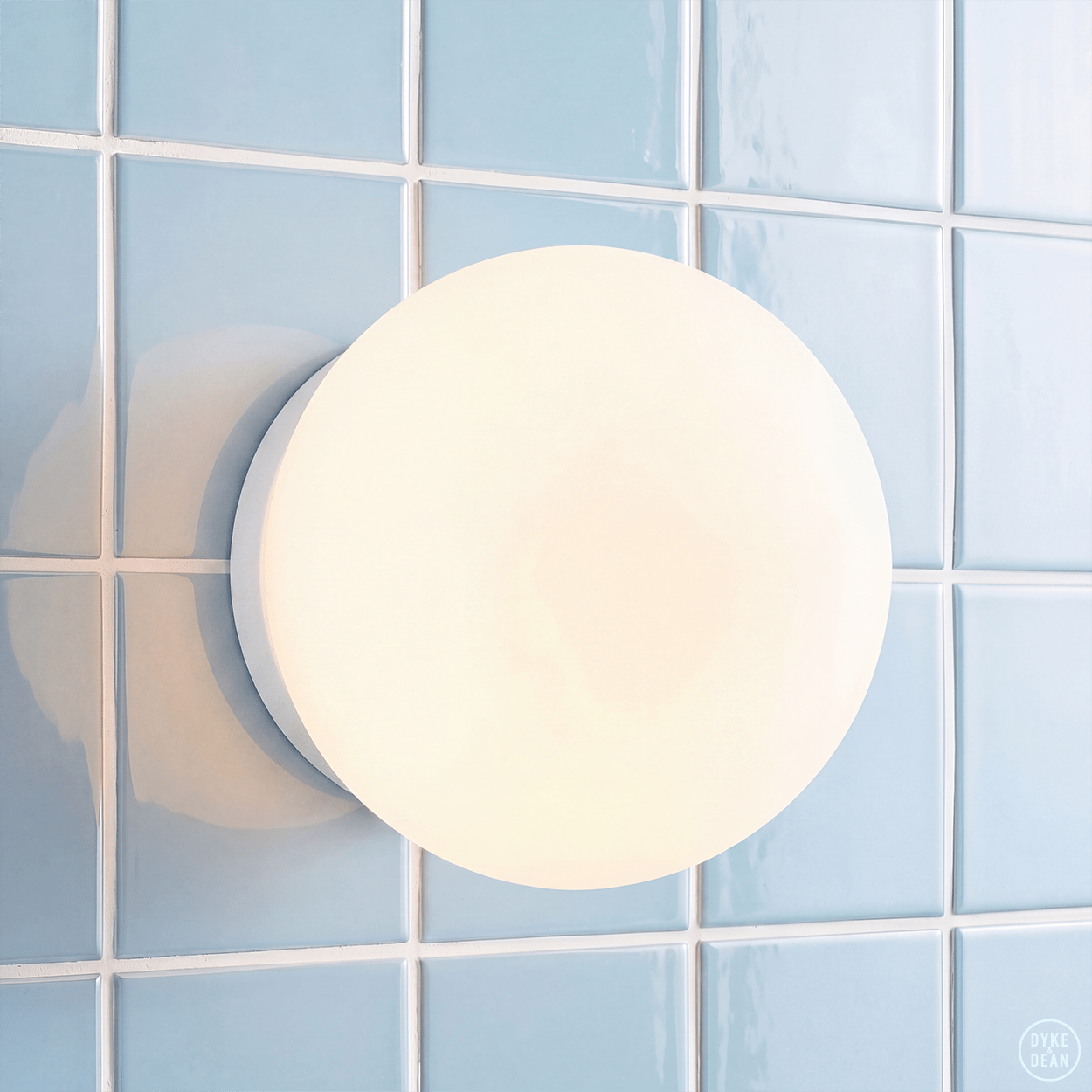 SPHERE LAMP WHITE BASE 300mm - DYKE & DEAN