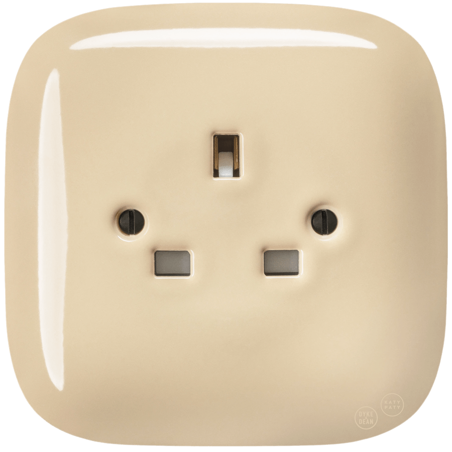 SQUARE PORCELAIN WALL SOCKET UK SAND - DYKE & DEAN