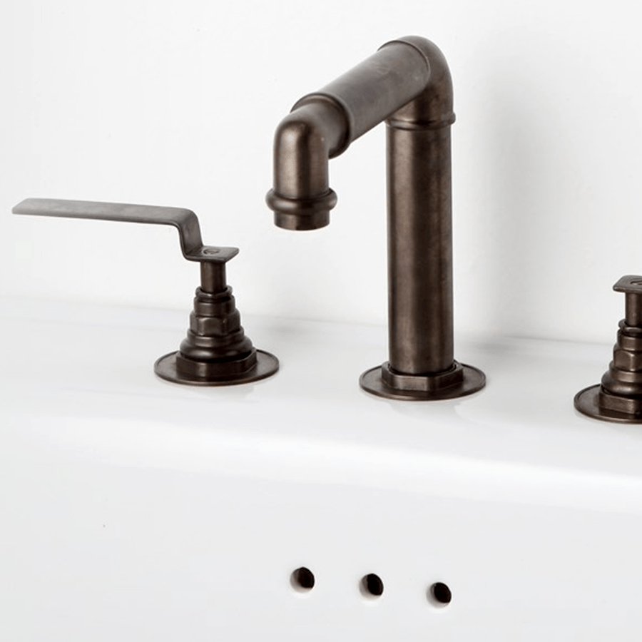 SURFACE MOUNTED INDUSTRIAL LEVER TAPS - DYKE & DEAN