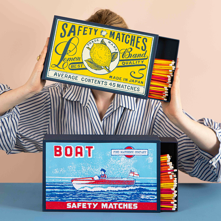 THE BOAT GIANT SAFETY MATCHES - DYKE & DEAN