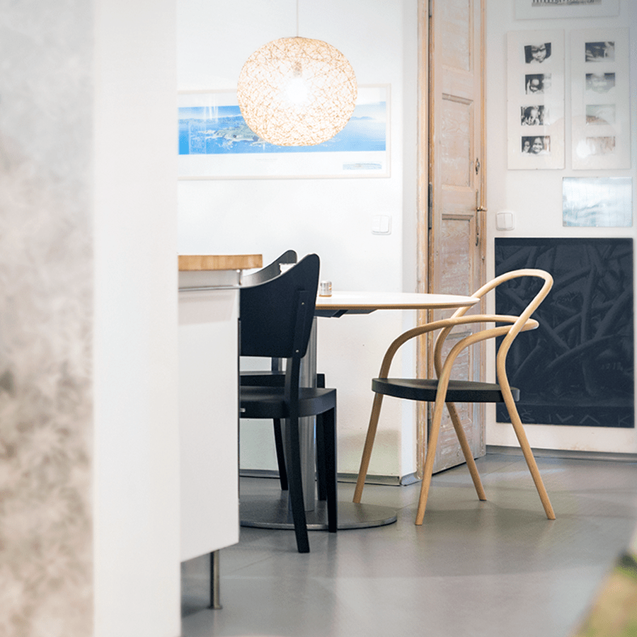 TON CHAIR 002 - DYKE & DEAN