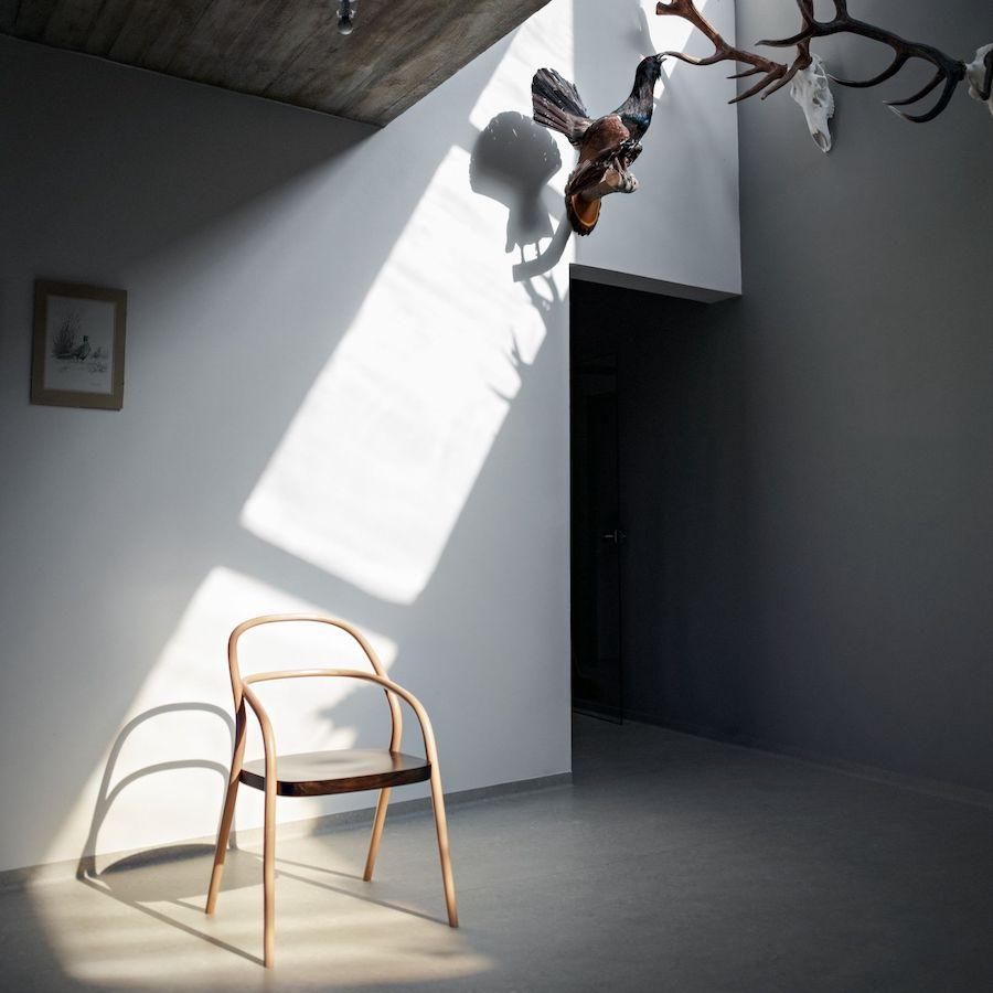 TON CHAIR 002 - DYKE & DEAN