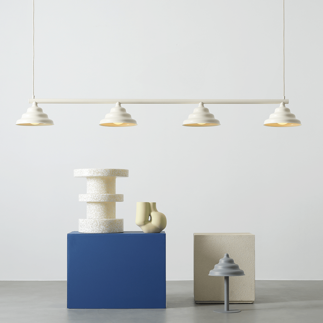 WAVE SUSPENSION BAR PENDANT 4 LIGHT GREY - DYKE & DEAN