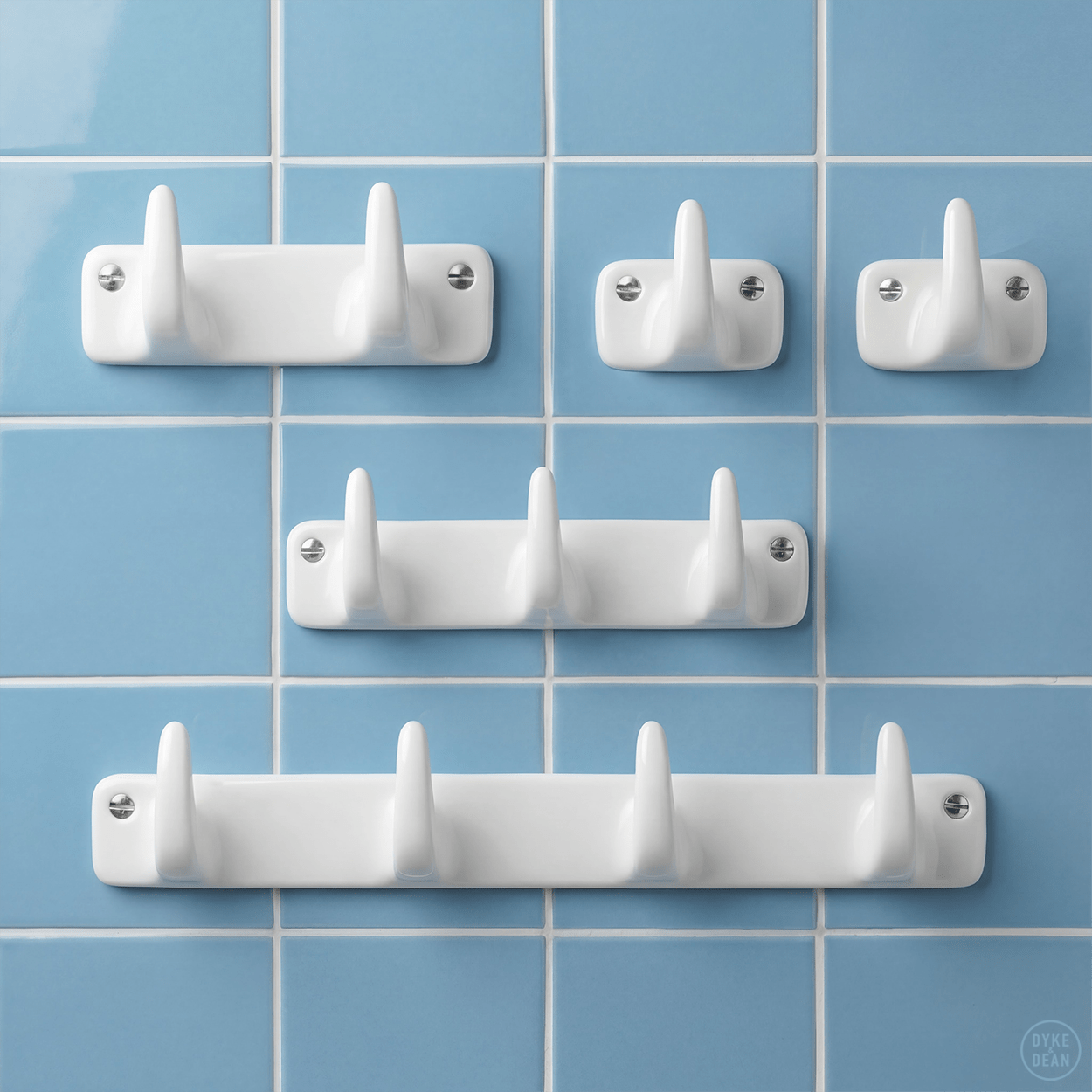 WHITE PORCELAIN HOOK 1 - DYKE & DEAN