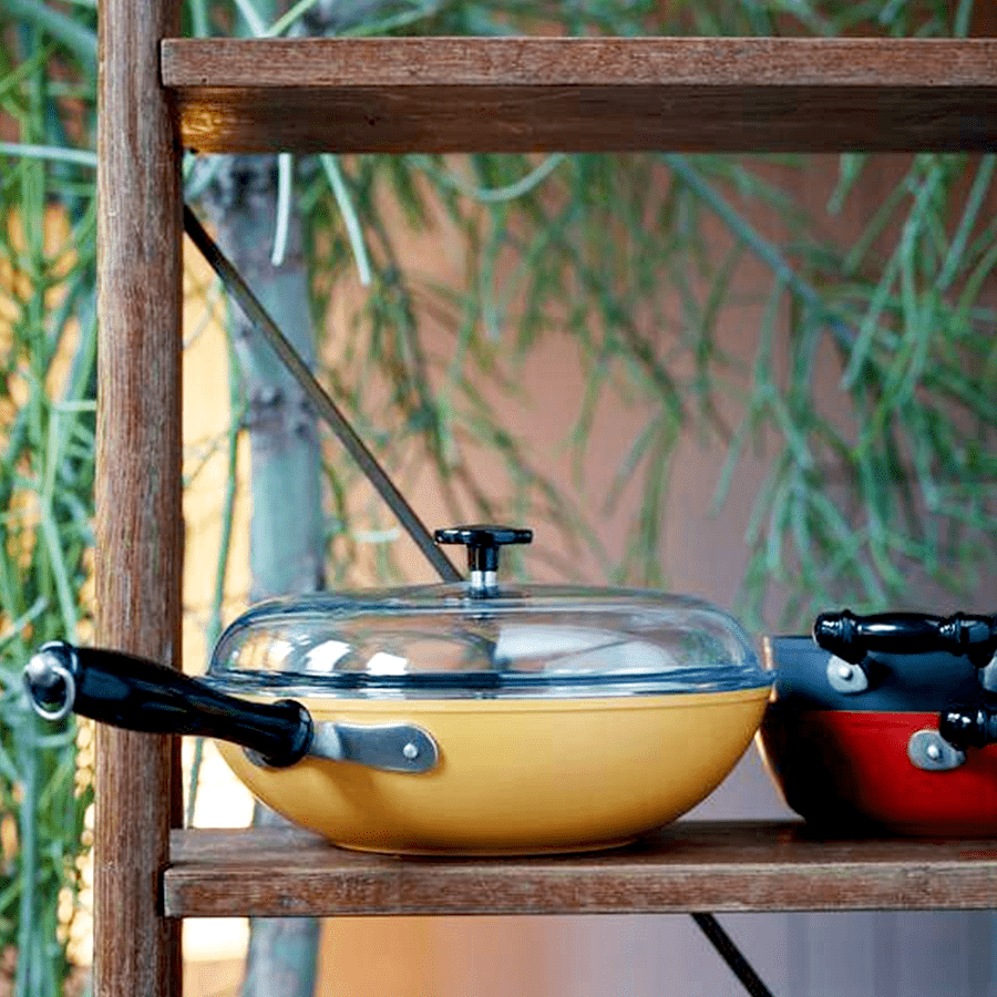 BAKELITE HANDLE NON-STICK WOK RED - DYKE & DEAN