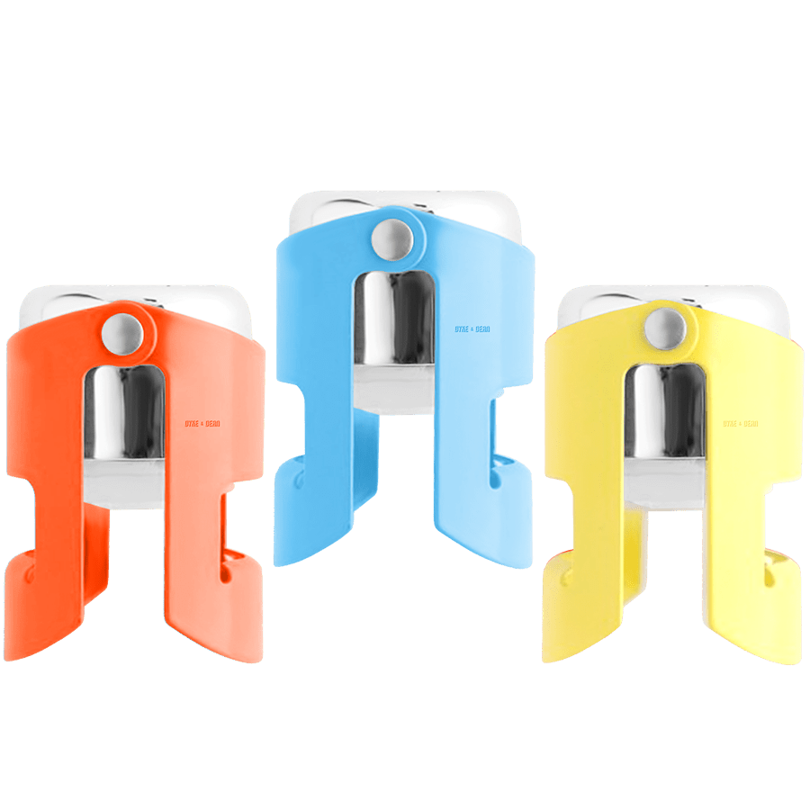 LA CARAFE BOTTLE STOPPERS - DYKE & DEAN