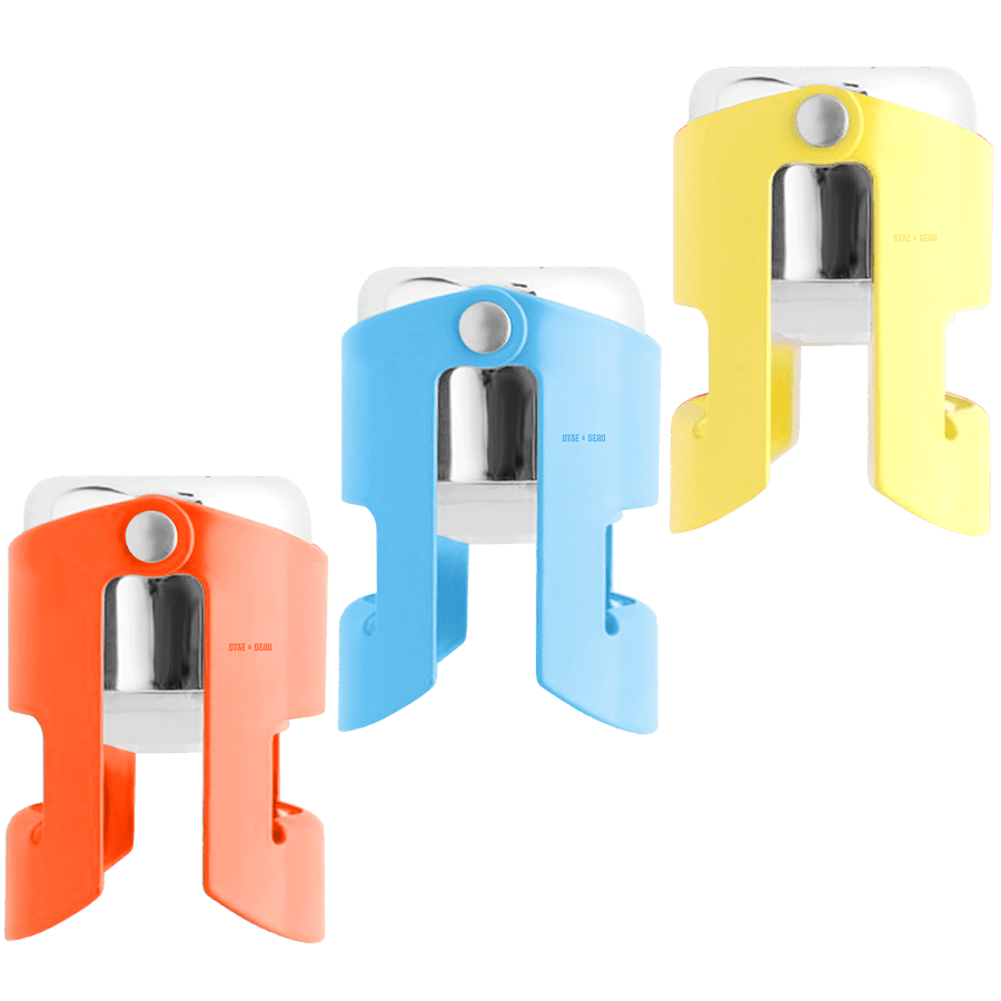 LA CARAFE BOTTLE STOPPERS - DYKE & DEAN