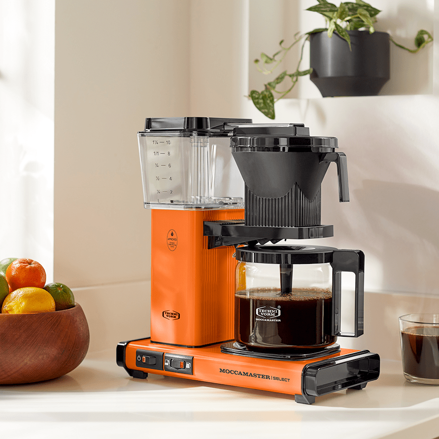 MOCCAMASTER COFFEE BREWER BLOOD ORANGE - DYKE & DEAN