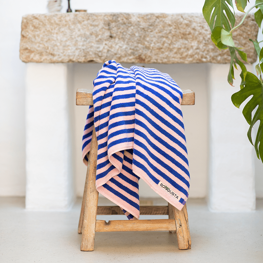 NARAM BATH TOWEL DAZZLING BLUE & ROSE BATH TOWEL - DYKE & DEAN