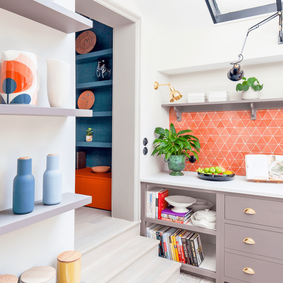 PORCELAIN WALL SOCKET MINT - DYKE & DEAN