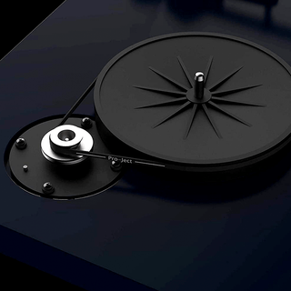 PRO-JECT DEBUT CARBON EVO TURNTABLE BLACK - DYKE & DEAN
