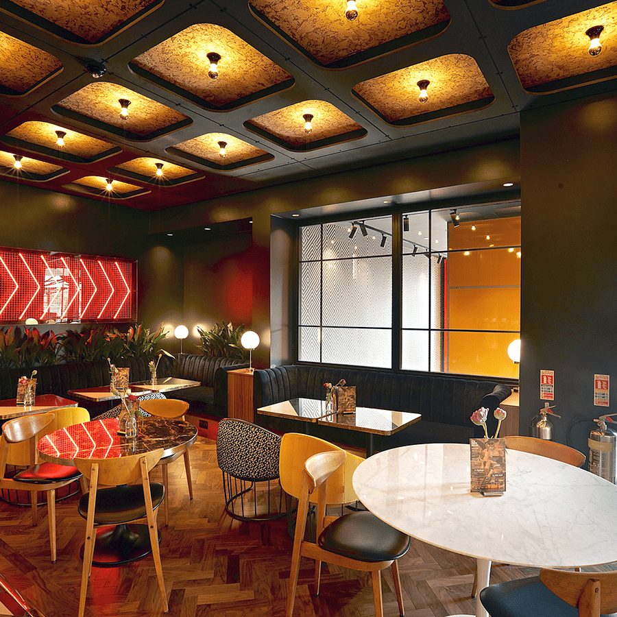 WALL & CEILING BATTEN LAMP E27 BLACK - DYKE & DEAN